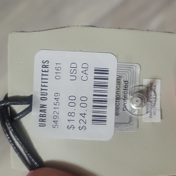 Urban Outfitters Silver Toned Single Earring Climber with Cuff NWT - Picture 4 of 4